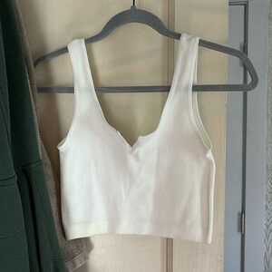 women’s cropped tank
